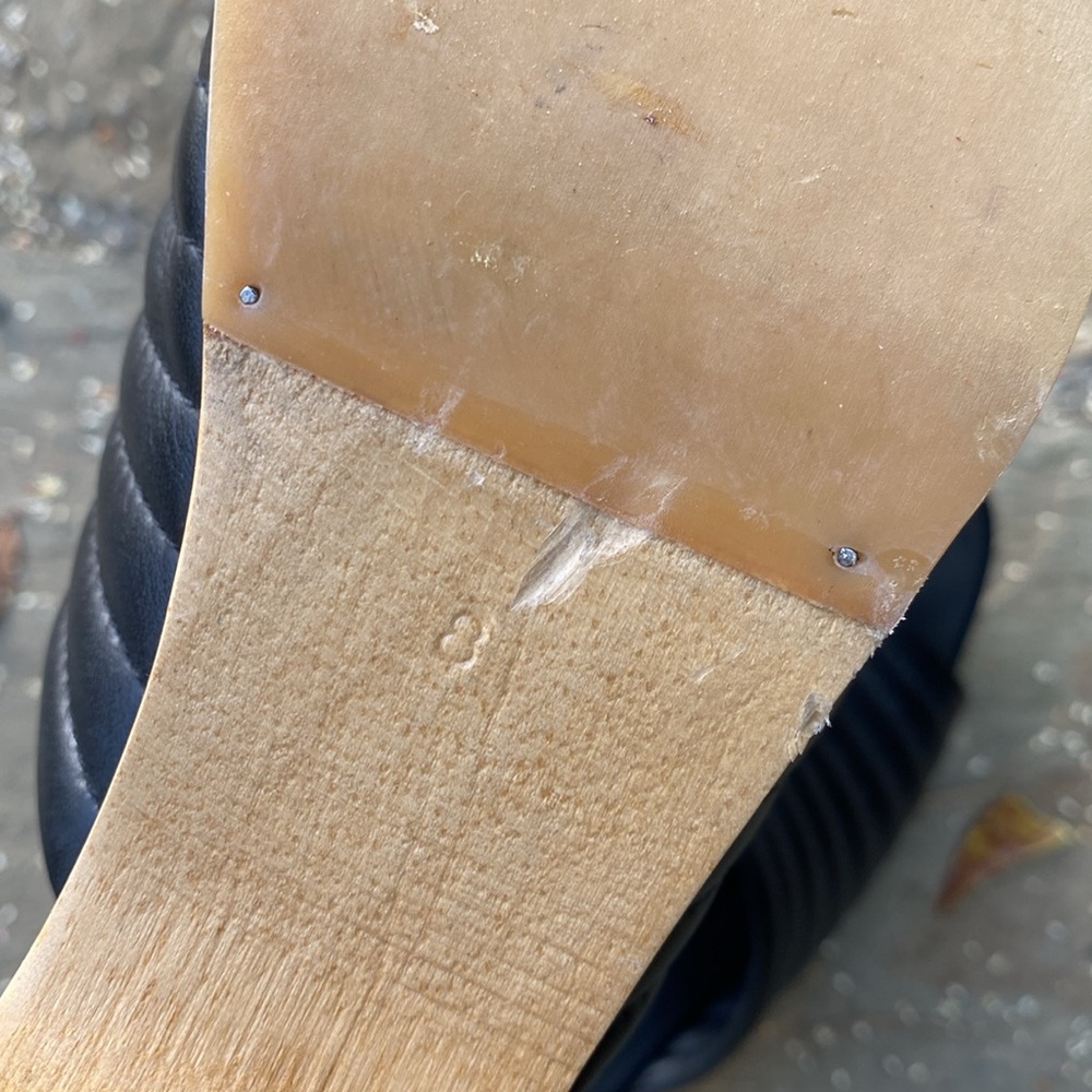 Beklina Open Toe Ribbed Clog - Picture 6 of 6